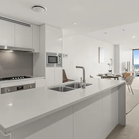 Skyline View High Floor 2br With Sofa Bed And Free Parking Apartment