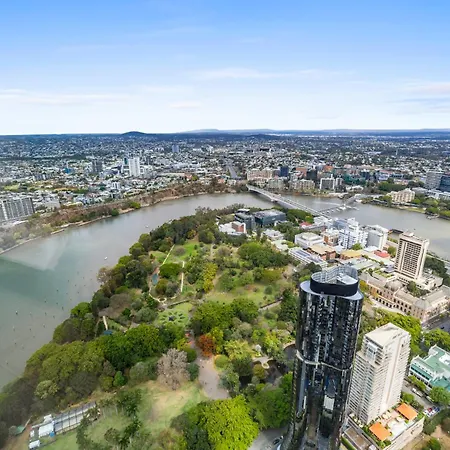 Apartment Skyline View High Floor 2br With Sofa Bed And Free Parking *