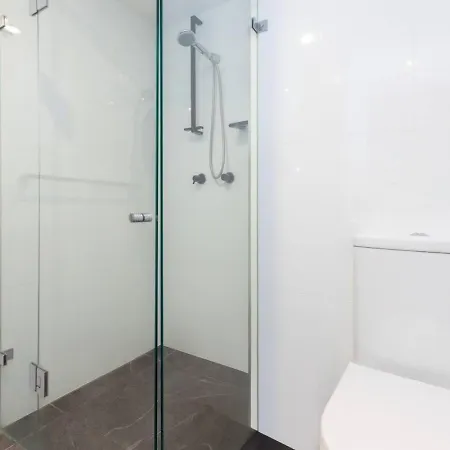 The Ridge Stylish 2br Cityside With Pool, Gym And Parking Apartment Brisbane