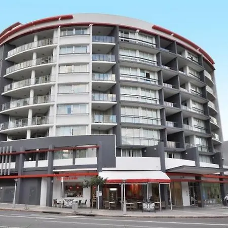 Aparthotel The Hub 4*