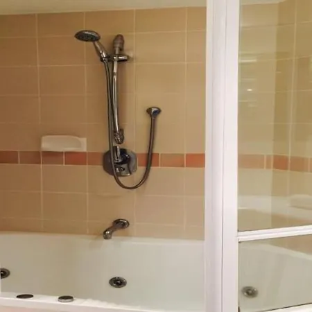 The Sedgebrook On Leichhardt Aparthotel 4*