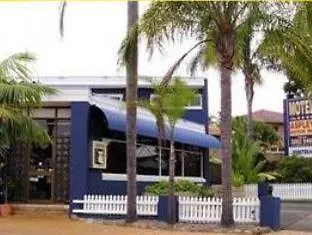 Aspley Motor Motel 4*