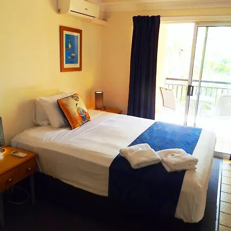 Milton Aparthotel