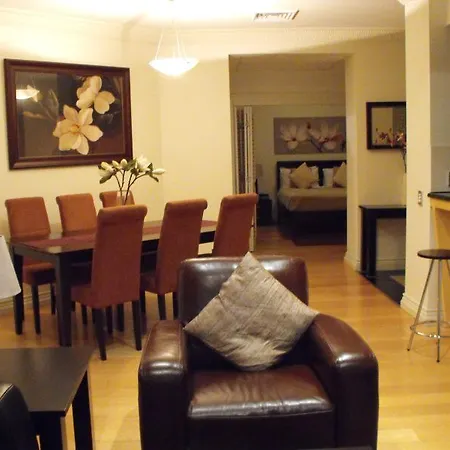 Macarthur Chambers 5* Brisbane