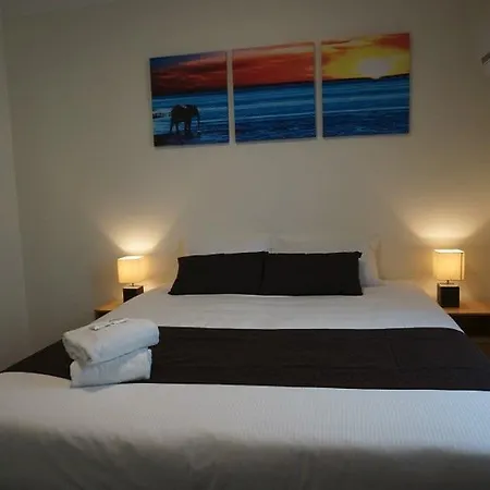 The Cliff House Motel