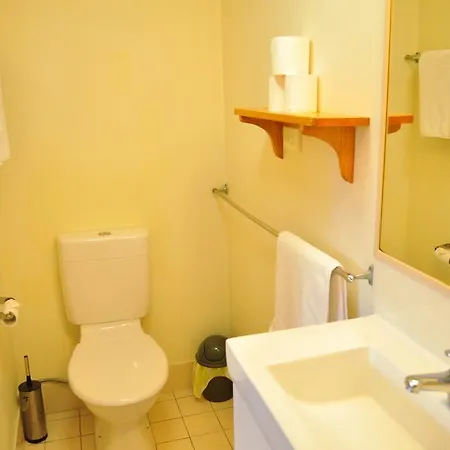 Aparthotel Isla House Pa 2*