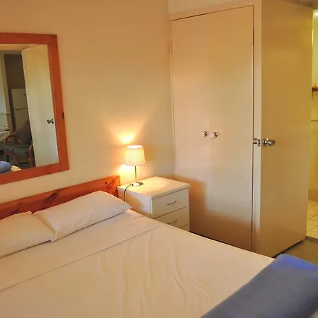 Aparthotel Isla House Pa 2*