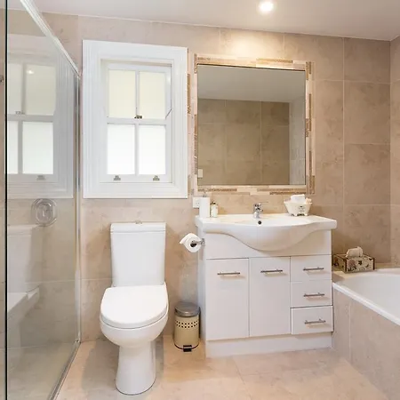Bed & Breakfast Chapel Woods 4*