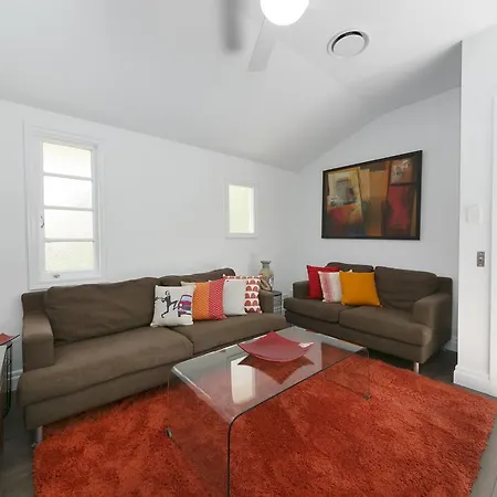 Holiday home Milton Mews &