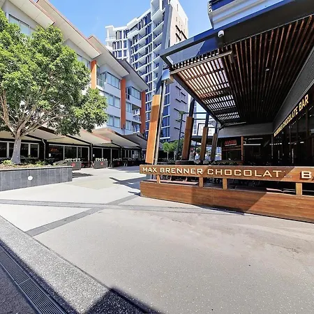 Aparthotel Link Portside Wharf 4*