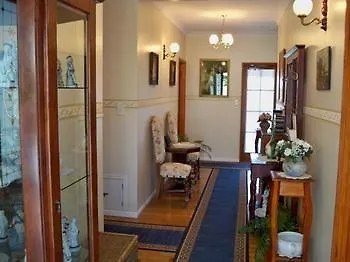 Johnstone'S On Oxley Bed & Breakfast Brisbane