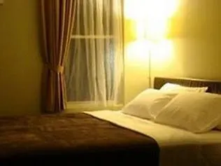 Airport Motel 3*