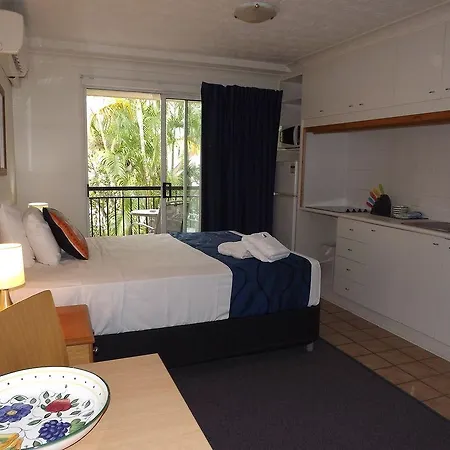 Milton Aparthotel
