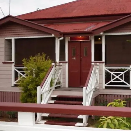 99 Kirkland 3* Brisbane