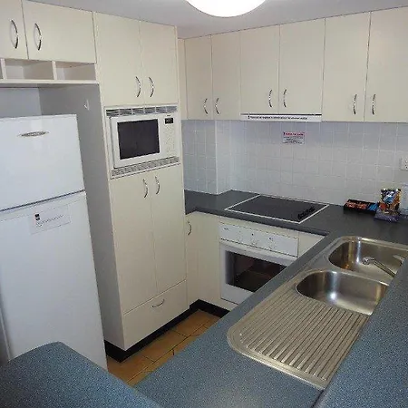 West End 4*