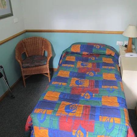 Spring Hill Hotel 3*
