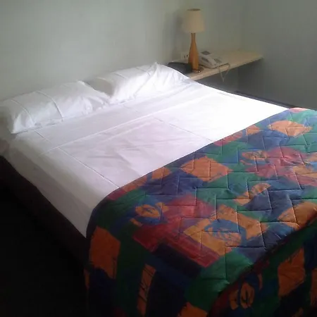 Spring Hill Hotel 3*