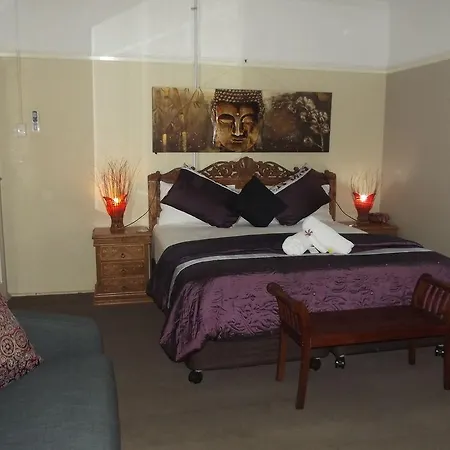 Edward New Fam Bed & Breakfast