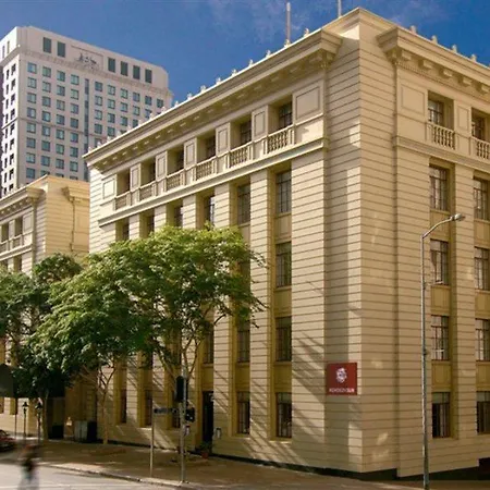 Adina Anzac Square Aparthotel 5*
