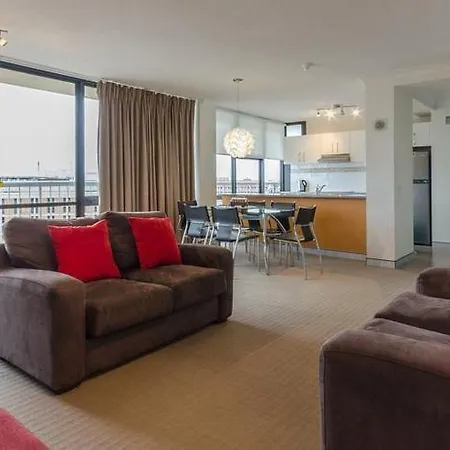 Hillcrest Aparthotel Brisbane