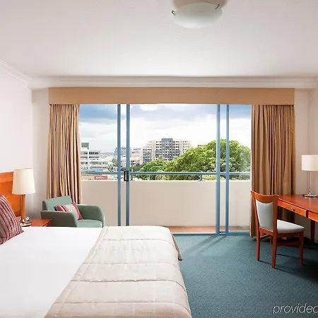 Mantra On Queen Hotel