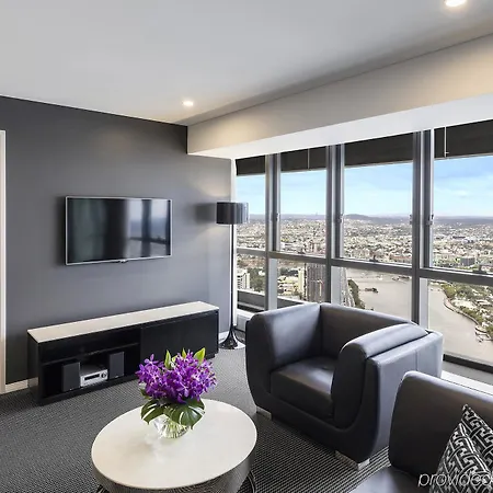 Meriton Herschel Street, 5*