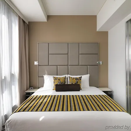 Meriton Herschel Street, Hotel 5*