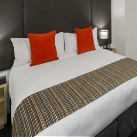 Hotel Mantra South Bank 4*