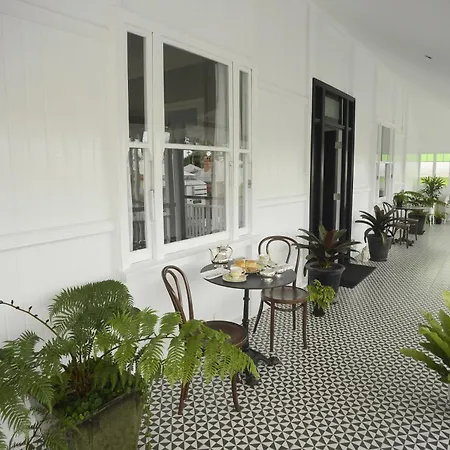 Bed & Breakfast Heal House