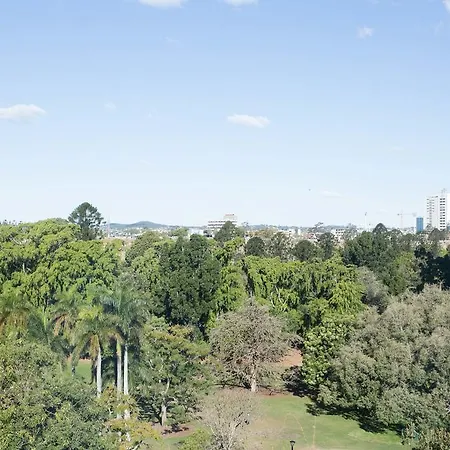 Royal On The Park Hotel Brisbane