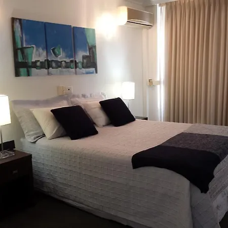 Kirribilli 3*