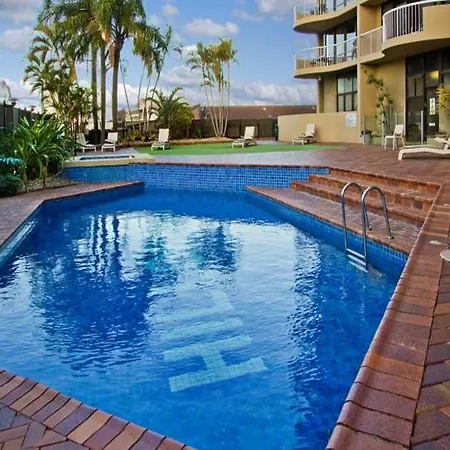 Hillcrest Aparthotel 4*