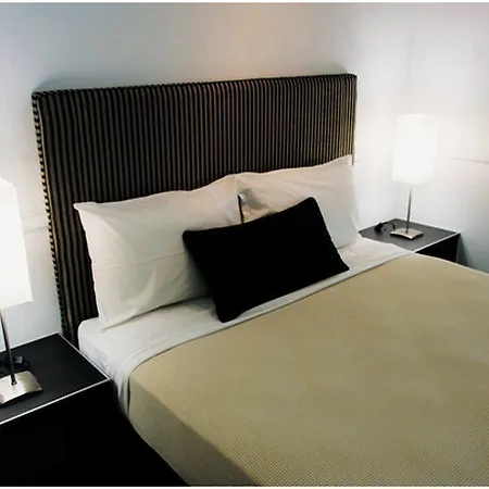 Comfort & Northgate Airport 4*