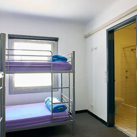 Roamer 4* Brisbane