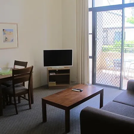 Aparthotel Spring Hill Mews 4*