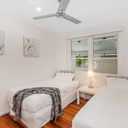 Harris Street Apartment *