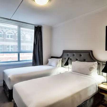 Mantra Midtown Aparthotel 4*