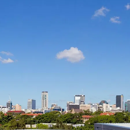 L28b 3br Red Hill - Uptown *