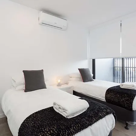 Apartment L28b 3br Red Hill - Uptown