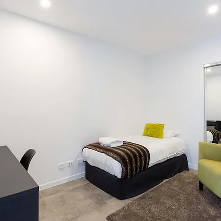 Apartment L28b 3br Red Hill - Uptown *