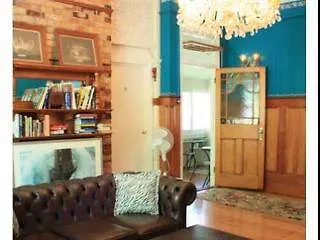 Minto Colonial Guest house