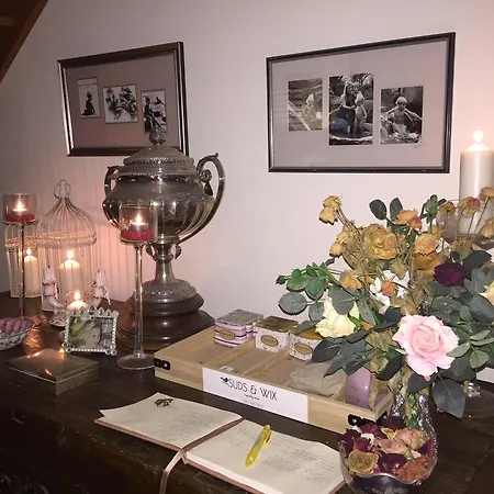 Scobie's Boutique Bed & Breakfast 5*