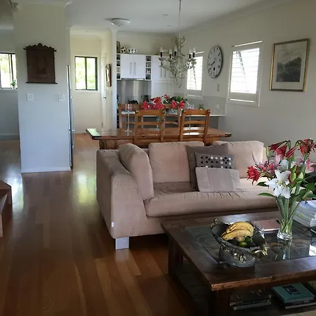Bed & Breakfast Scobie's Boutique Brisbane
