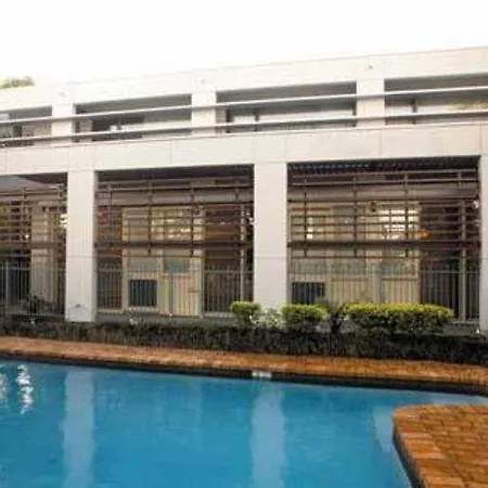 Airport International 4*