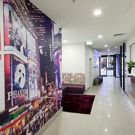 Mantra Midtown Aparthotel