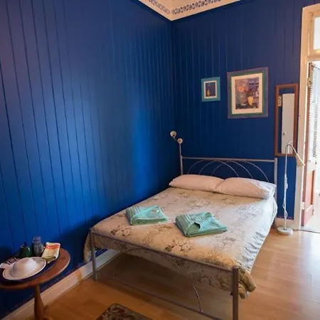 Minto Colonial Guest house