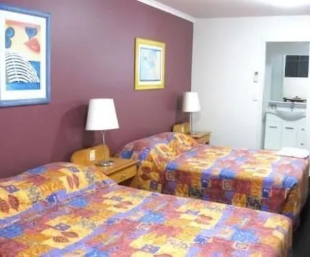 Motel Queensport Tavern And Motel Brisbane