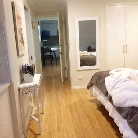 Bed & Breakfast Chapel Woods Brisbane