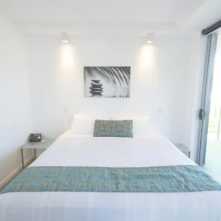 Eastwood Aparthotel