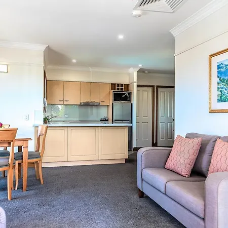 Park Aparthotel 3*